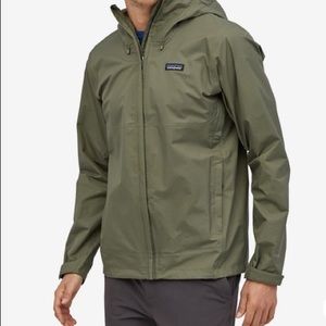 Men’s Patagonia Torrentshell Rain Jacket-SM